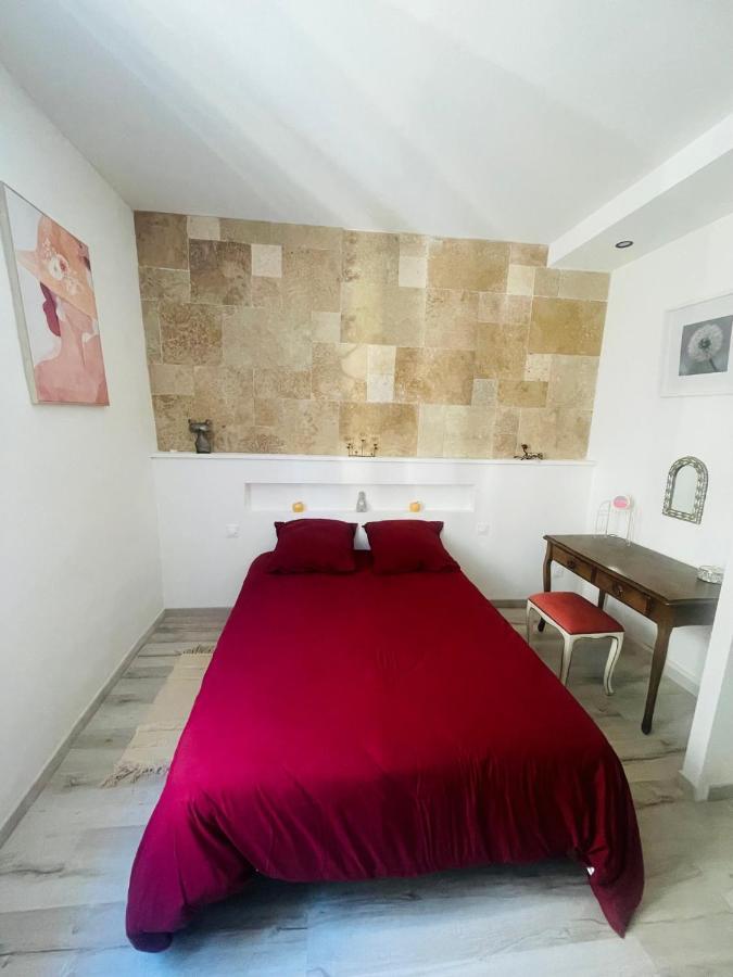 Refuge Des Lys Villa แกลลาเกอ-เลอ-มองต์เทอร์ ภายนอก รูปภาพ
